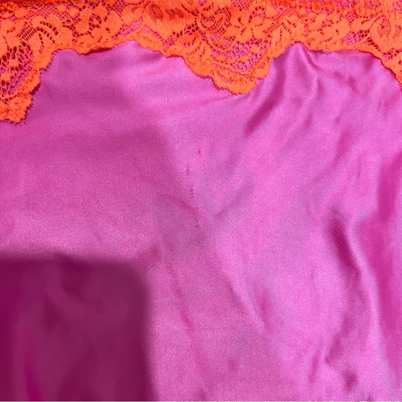 Skims Magenta and Orange lace Bodysuit Size Medium - Picture 4 of 5